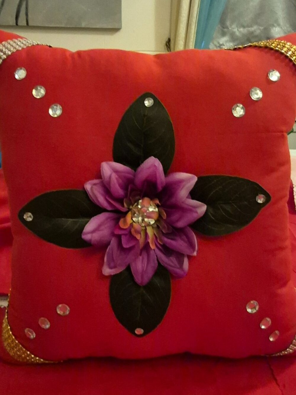 Handmade 16X16 Floral Decorative Throw Pillow Red.